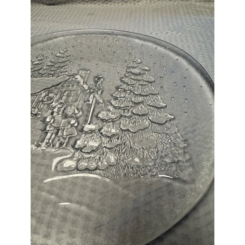 Vintage Libbey Holiday Scene Winter Village Glass Serving Platter 12.5